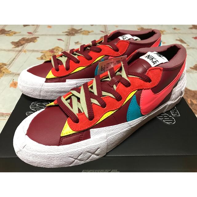 NIKE BLAZER LOW SACAI KAWS TEAM RED 30cmスニーカー - スニーカー