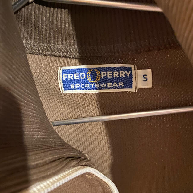 FRED PERRY(フレッドペリー)のフレッドペリー ジャージ トラックジャケット　ブラウン メンズのトップス(ジャージ)の商品写真