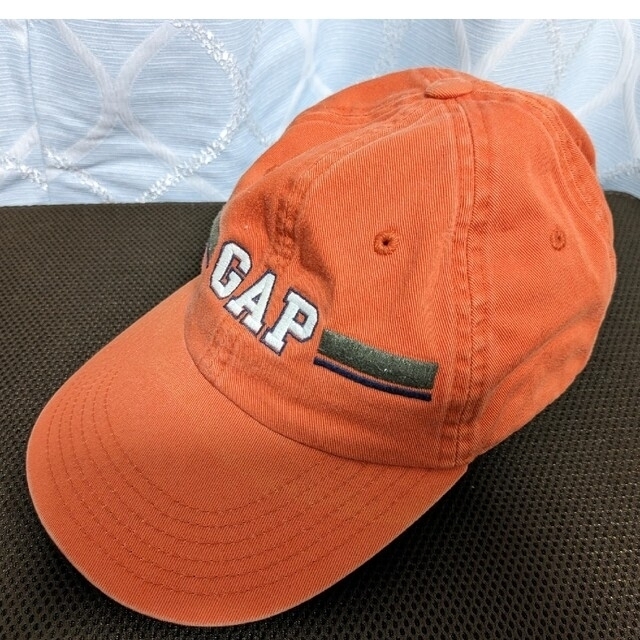 GAP(ギャップ)のキッズ帽子　オレンジ（GAP） キッズ/ベビー/マタニティのこども用ファッション小物(帽子)の商品写真