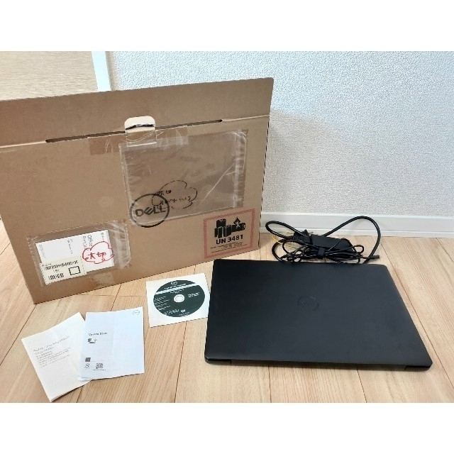 DELL　パソコン　Vostro 15 3000　Office付き