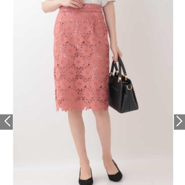 OFUON(オフオン)の未使用タグ付　レースタイトスカート　花柄　オフオン レディースのスカート(ひざ丈スカート)の商品写真