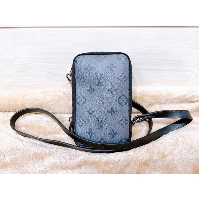 LOUIS VUITTON(ルイヴィトン)の美品　ヴィトン　M69534 ダブル・フォン ポーチ メンズのバッグ(ボディーバッグ)の商品写真