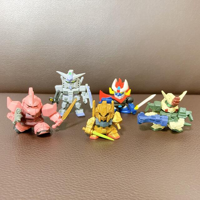 フィギュア　人形　ガンダム　300円 エンタメ/ホビーのおもちゃ/ぬいぐるみ(キャラクターグッズ)の商品写真