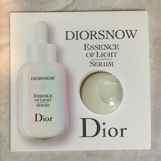 Dior スノー アルティメット エッセンス オブ ライト〈薬用美容液〉