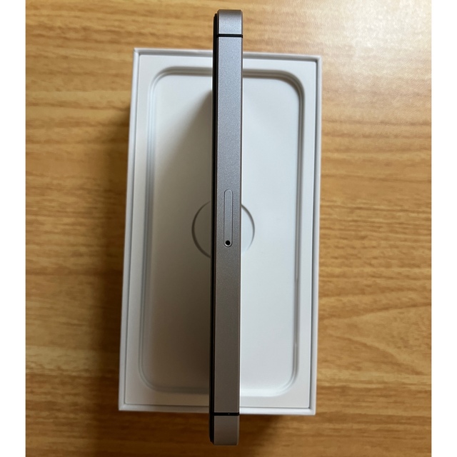 【美品SIMフリー】iPhone SE(第一世代）16GB スペースグレー 3