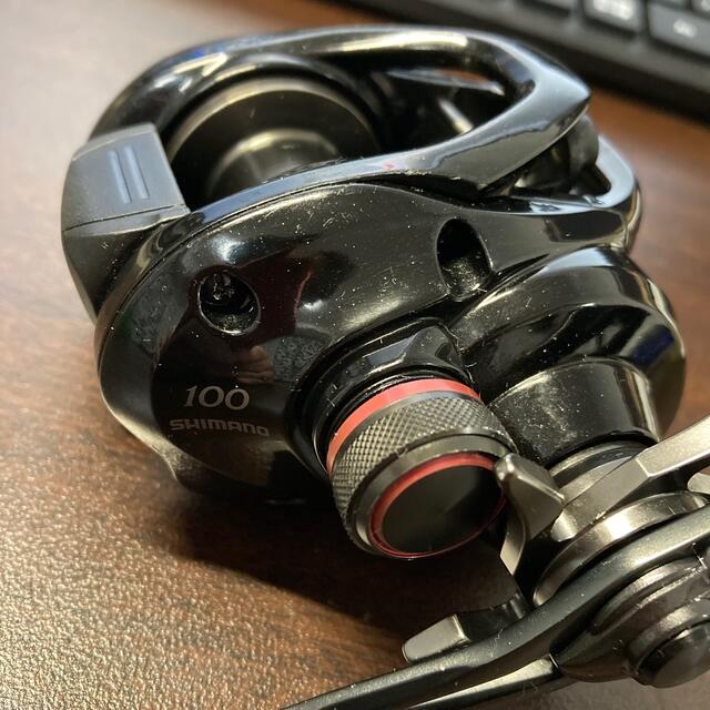 SHIMANO(シマノ)の【ジャンク】シマノ　17スコーピオンDC 100 スポーツ/アウトドアのフィッシング(リール)の商品写真