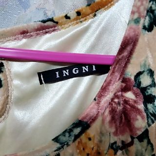 イング(INGNI)のINGNI ワンピース(ひざ丈ワンピース)