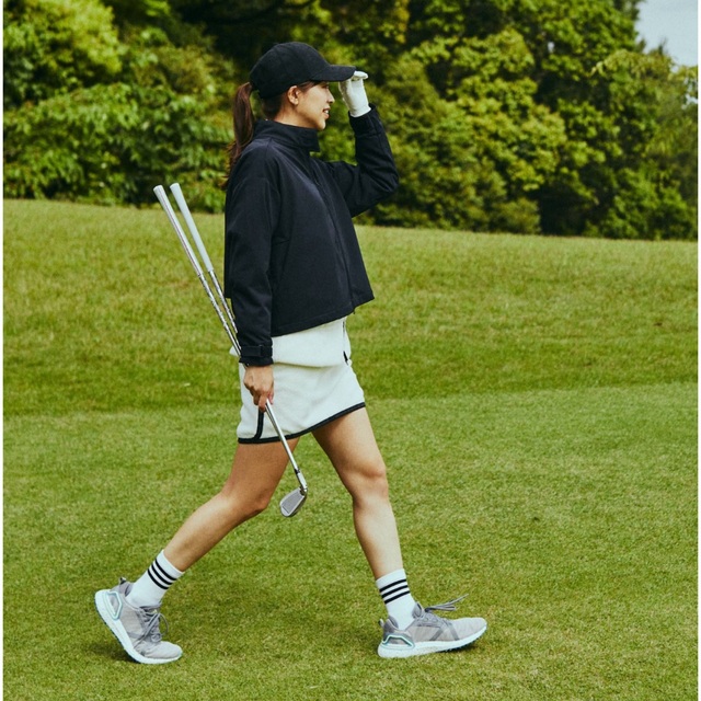 adidas(アディダス)のadidasgolf アディダスゴルフ　ブルゾン　黒 スポーツ/アウトドアのゴルフ(ウエア)の商品写真