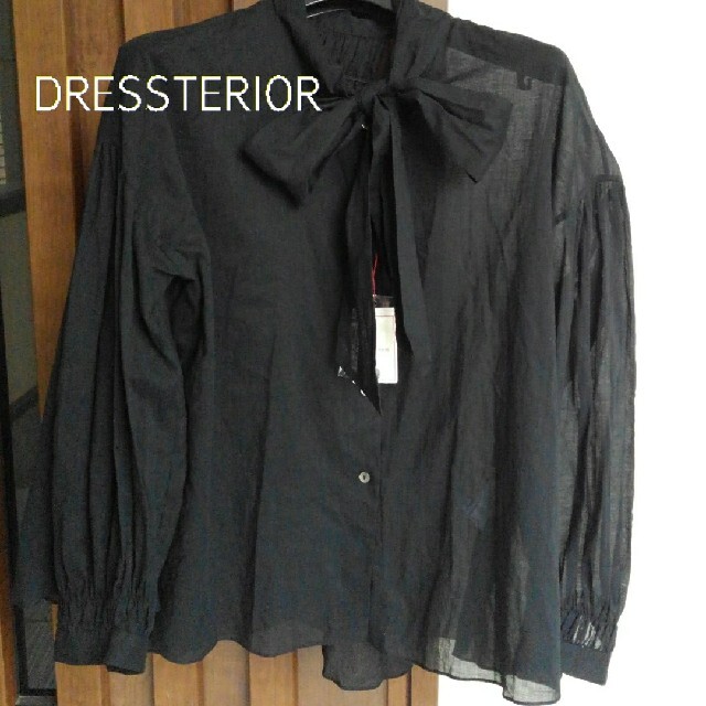 DRESSTERIOR ⭐新品⭐ 黒のオーバーボウブラウス、38サイズ シャツ+ブラウス(長袖+七分)
