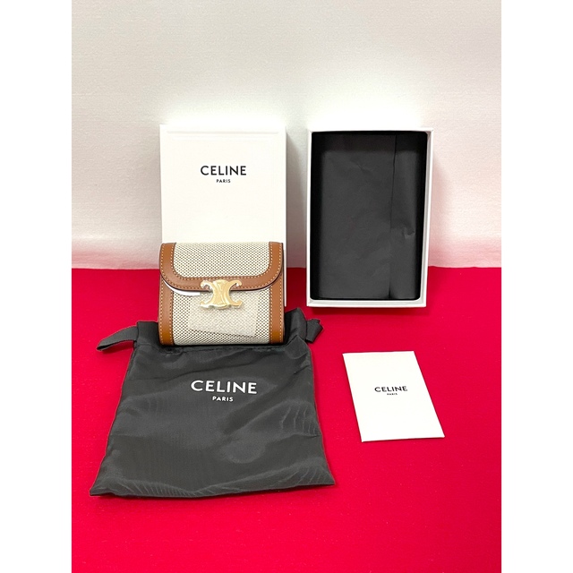 celine - 【送料無料！・新品未使用】 CELINE スモール フラップ