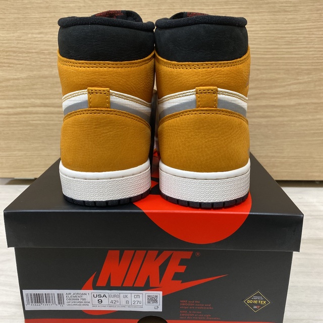 いします NIKE - Nike Air Jordan1 Element GTX Light Curryの通販 by Y｜ナイキならラクマ ライト