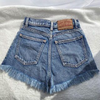 moussy - MOUSSY デニム ショートパンツ フリンジの通販|ラクマ