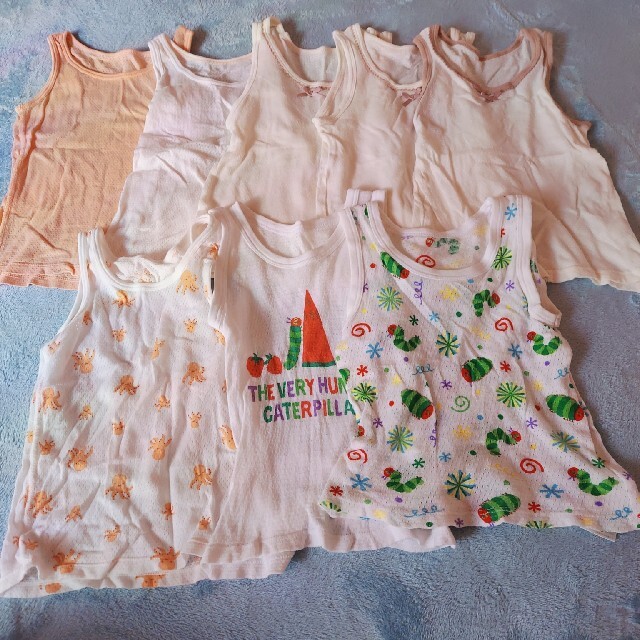 UNIQLO(ユニクロ)のメッシュタンク90size キッズ/ベビー/マタニティのキッズ服女の子用(90cm~)(下着)の商品写真