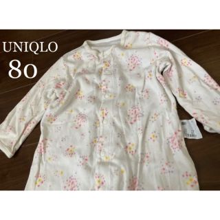 ユニクロ(UNIQLO)のUNIQLO  ロンパース カバーオール 長袖　花　小花柄　春　80(ロンパース)