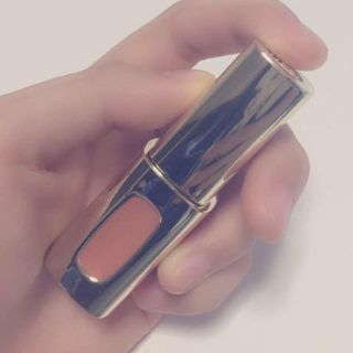 ロレアルパリ(L'Oreal Paris)のレブロン カラーリッシュエクストラルージュ (リップグロス)