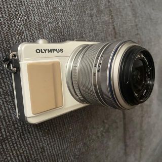 オリンパス(OLYMPUS)のオリンパスPENMini E-PM2 SDカード充電器付属(ミラーレス一眼)