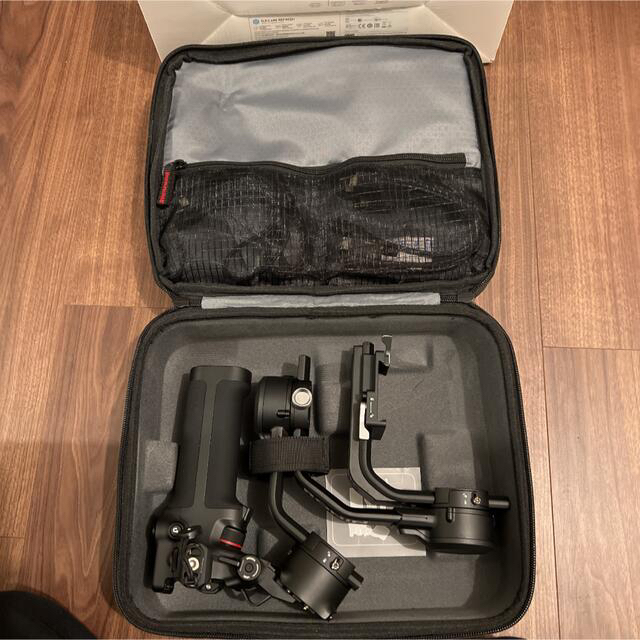 dji rsc2 pro combo  ジンバル　カメラスタビライザー