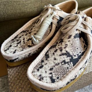 Clarks - Aime Leon Dore × Clarks ワラビー 27.5 snakeの通販 by xxx