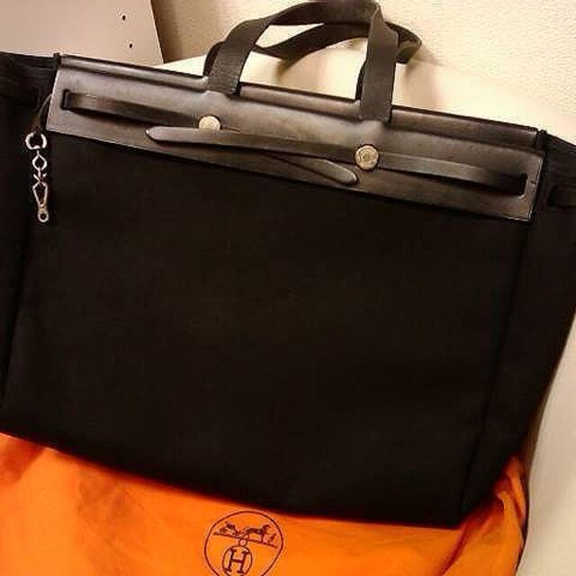 HERMES(エルメス) エールバッグ カバスMM ブラック キャンバス・レザー ...