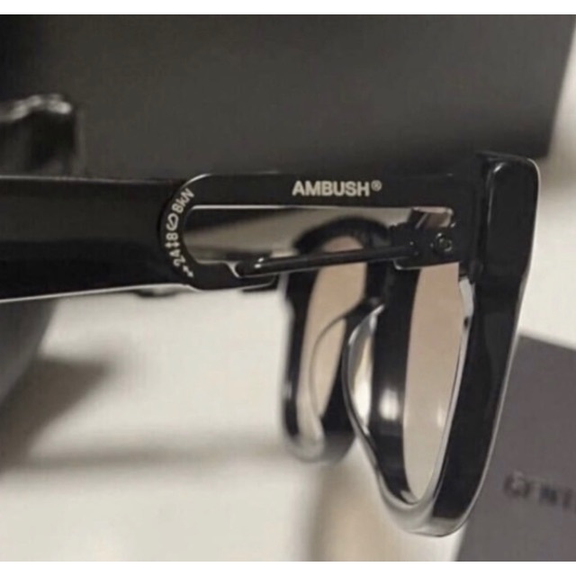 AMBUSH(アンブッシュ)の登坂広臣着用 GENTLE MONSTER AMBUSH Carabiner1 メンズのファッション小物(サングラス/メガネ)の商品写真