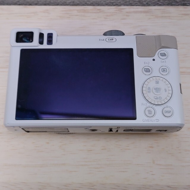 Panasonic(パナソニック)のPanasonic LUMIX DMC-TZ85 ホワイト スマホ/家電/カメラのカメラ(コンパクトデジタルカメラ)の商品写真