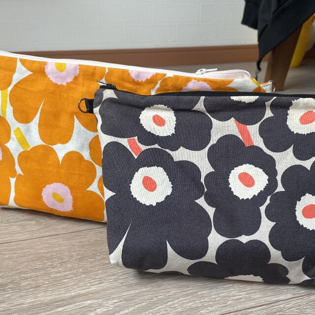 marimekko(マリメッコ)のマリメッコ 2wayポーチセット ハンドメイドのファッション小物(バッグ)の商品写真