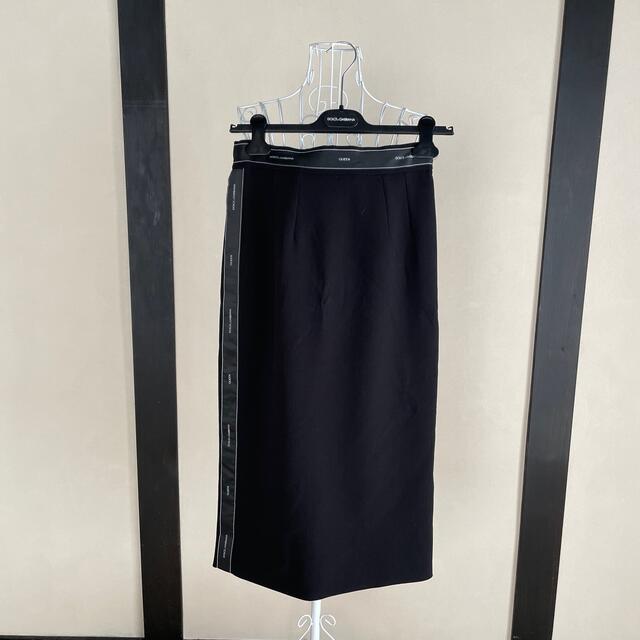 DOLCE&GABBANA(ドルチェアンドガッバーナ)の美品✨dgシルクテープタイトスカート レディースのスカート(ひざ丈スカート)の商品写真
