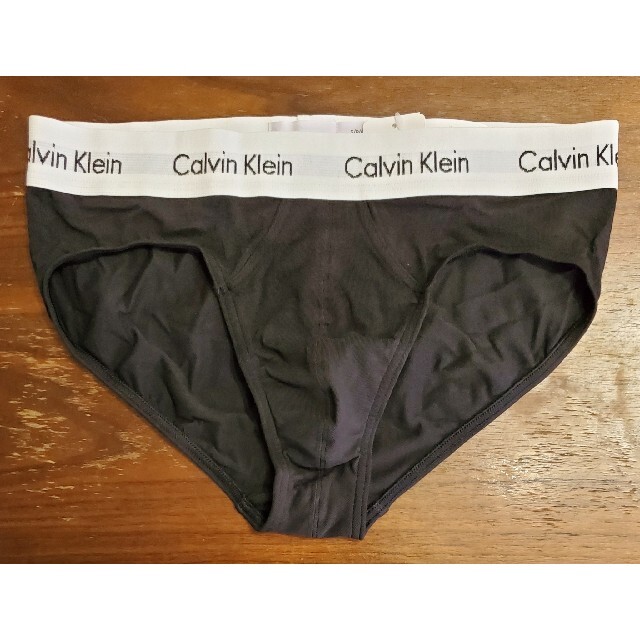 Calvin Klein(カルバンクライン)のカルバンクライン　新品　メンズ　ヒップブリーフ(ブラックS) メンズのアンダーウェア(ボクサーパンツ)の商品写真