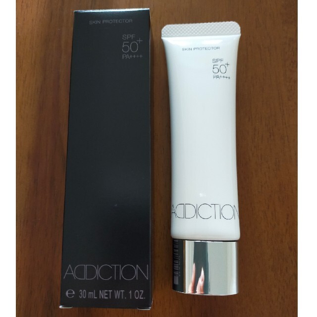 ADDICTION(アディクション)のADDICTION　スキンプロテクターSPF50+/PA++++ 30g◎新品 コスメ/美容のボディケア(日焼け止め/サンオイル)の商品写真