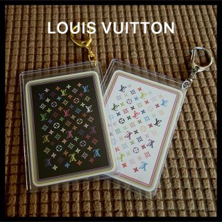 ルイヴィトン(LOUIS VUITTON)の【LOUIS VUITTON】トランプ2枚セット/チャーム付き(チャーム)