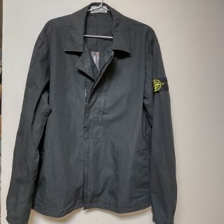 ストーンアイランド(STONE ISLAND)の【新品】STONE ISLAND  L ブラック オーバー シャツ ブルゾン(ミリタリージャケット)