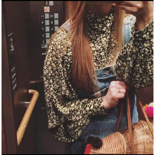 可愛すぎるフェミニンデザイン♪ CELINE ブラウス レディース - 通販
