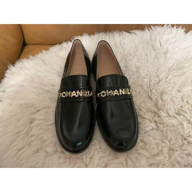 かんたんラ CHANEL カーフスキン ブラック サイズ38Cの通販 by 発送