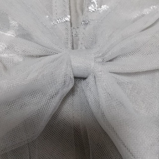 フェミニン グレー 花枝 刺繍 涼しげ リボン ノースリーブドレス  ワンピース レディースのワンピース(ミニワンピース)の商品写真
