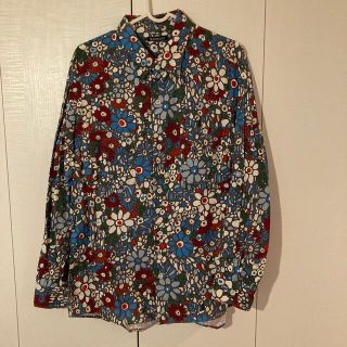 ボヘミアンズ  花柄シャツ　キャンプ