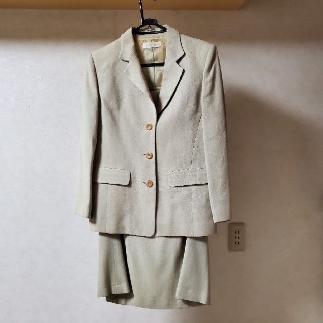 最新人気 昭和レトロCORDIER　春～秋頃まで着用出来るスーツ スーツ