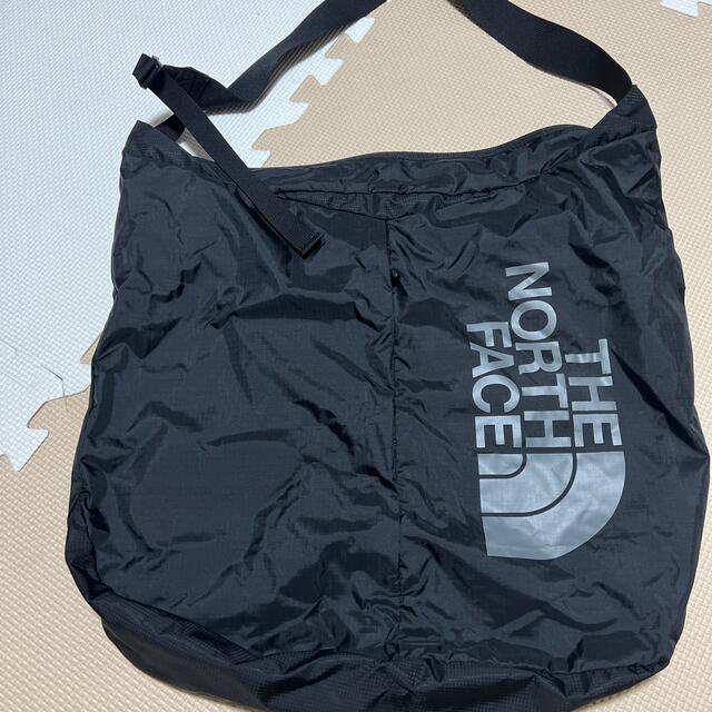 THE NORTH FACE(ザノースフェイス)のノースフェイス　ショルダーバッグ　折り畳み　未使用 レディースのバッグ(ショルダーバッグ)の商品写真
