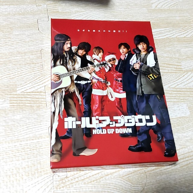 V6(ブイシックス)のホールドアップダウン V6 [DVD] エンタメ/ホビーのDVD/ブルーレイ(日本映画)の商品写真