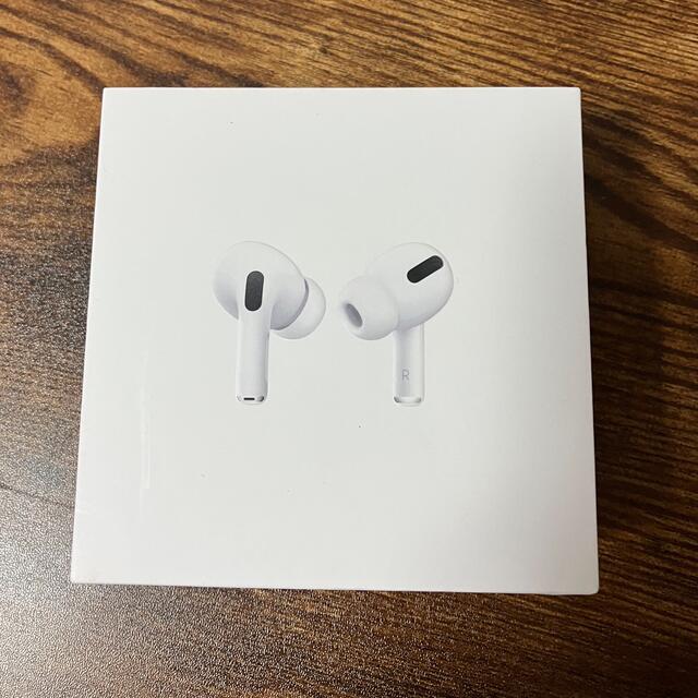 Apple(アップル)のApple AirPods pro スマホ/家電/カメラのオーディオ機器(ヘッドフォン/イヤフォン)の商品写真