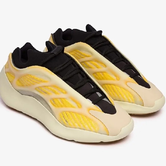 スニーカーadidas YEEZY  700V3 "Mono Safflower"