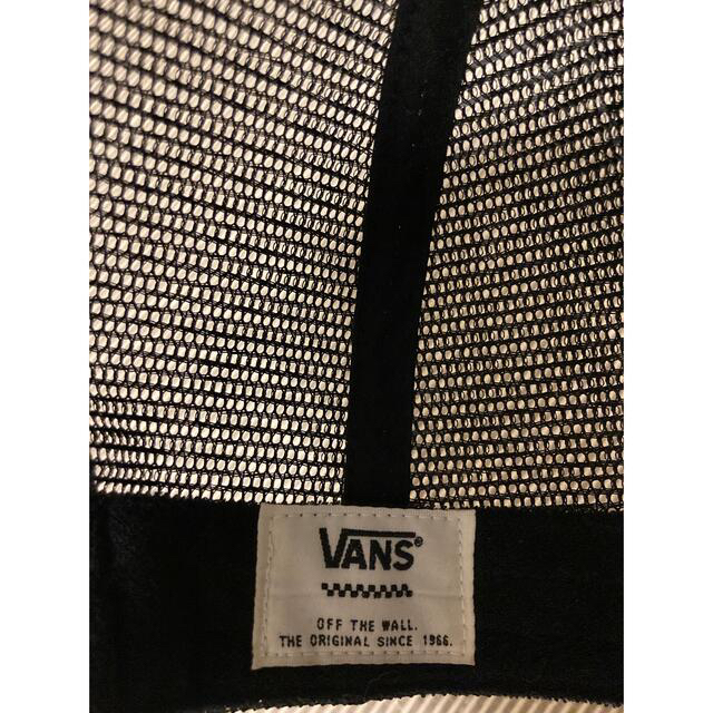 VANS(ヴァンズ)のVANS メッシュキャップ　帽子 メンズの帽子(キャップ)の商品写真