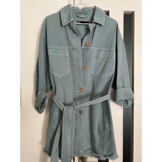 ザラ(ZARA)のZARA コート(トレンチコート)