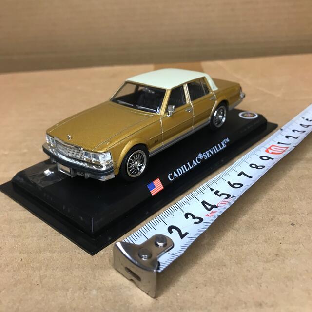 Cadillac(キャデラック)の右ドアミラー破損！デルプラド1/43 キャデラックセビル　ミニチュア　ミニカー  エンタメ/ホビーのおもちゃ/ぬいぐるみ(ミニカー)の商品写真