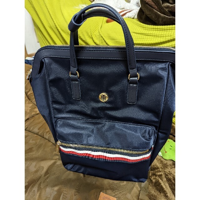 TOMMY HILFIGER(トミーヒルフィガー)のトミーフィルフィガー　リュック レディースのバッグ(リュック/バックパック)の商品写真