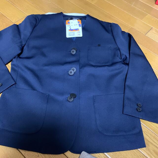 新品未使用品、小学校標準服140