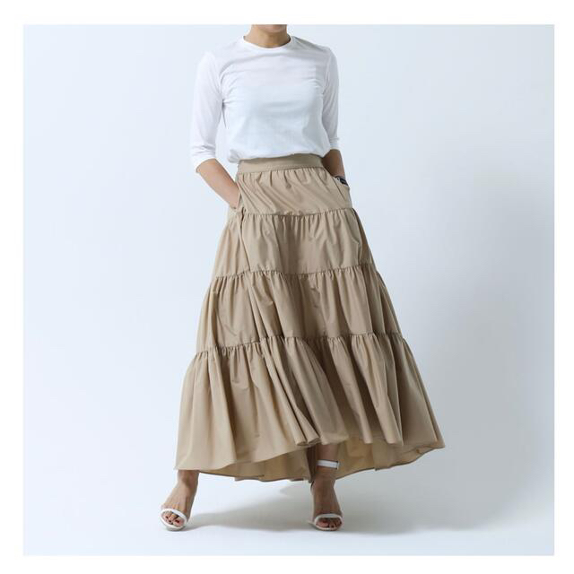 SHE Tokyo Lisa ベージュ - www.glycoala.com