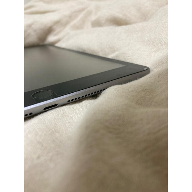 セルラー アップル iPad 第5世代 32GB スペースグレイ セルラー アップル iPad 第5世代 32GB スペースグレイ