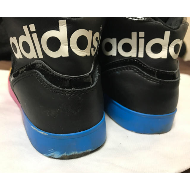 adidas(アディダス)の傷あり アディダス リタオラコラボ スニーカー 23センチ レディースの靴/シューズ(スニーカー)の商品写真