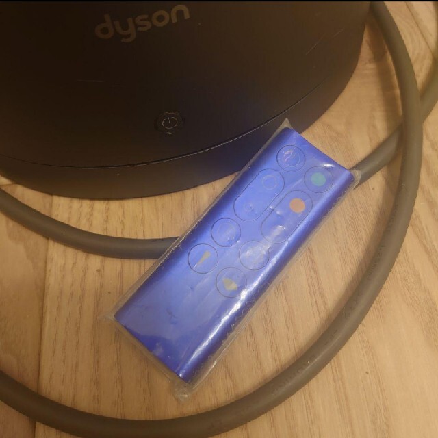 Dyson(ダイソン)のdyson Pure Hot + Cool 空気清浄ファンヒーター スマホ/家電/カメラの生活家電(空気清浄器)の商品写真
