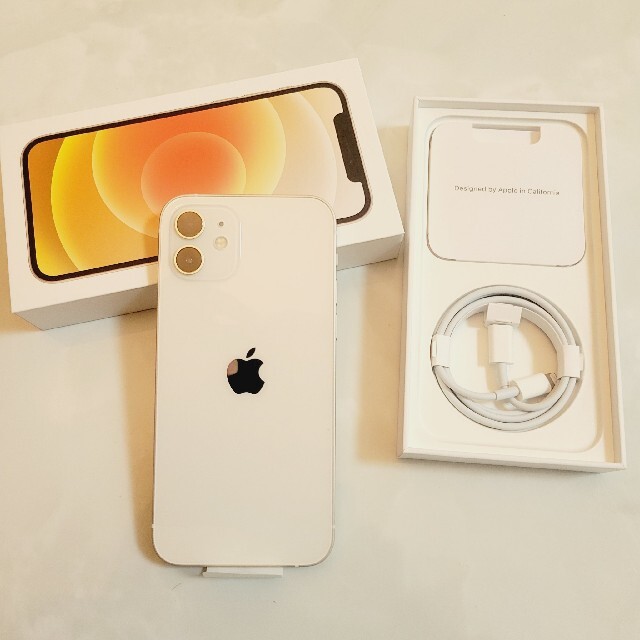 新品未使用 iPhone 12本体 64GB ホワイト SIMロック解除済み 新品未使用 iPhone 12本体 64GB ホワイト SIMロック解除済み